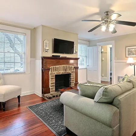 Forsyth Park Avenue Haven Vila
